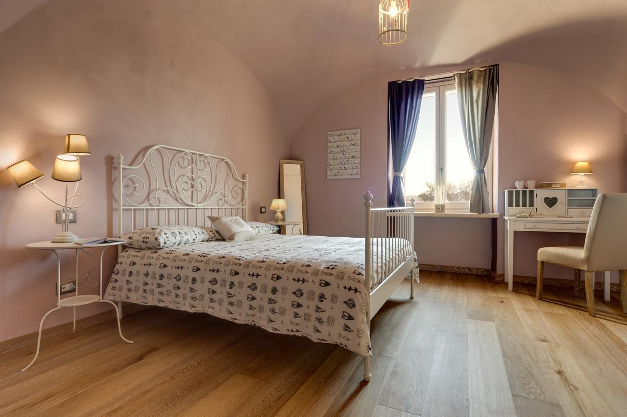 Podere Demetra Νόβι Λίγκουρε Εξωτερικό φωτογραφία